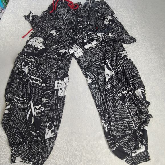 IC By Connie K Newspaper print women's jumpsuit Harem pants Medium Art to Wear - Picture 7 of 15